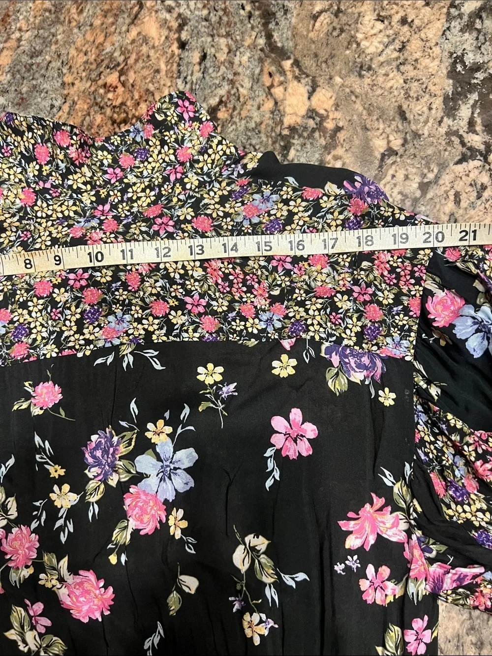 Free people, Maxi floral Bohemian Buttoned Puff Sleeve Black & Pink Dress M